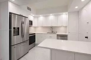 500 Bayview Dr, Sunny Isles Beach, FL 33160 - Photo 5