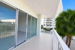 500 Bayview Dr, Sunny Isles Beach, FL 33160 - Photo 17