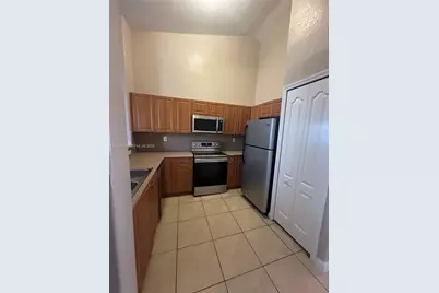 1656 SE 29th Ct #201, Homestead, FL 33035 - Photo 13