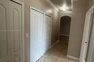 1656 SE 29th Ct, Homestead, FL 33035 - Photo 11