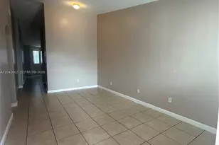 1656 SE 29th Ct, Homestead, FL 33035 - Photo 9