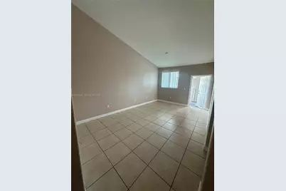 1656 SE 29th Ct #201, Homestead, FL 33035 - Photo 19