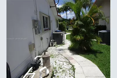 11130 NW 38th St, Coral Springs, FL 33065 - Photo 33