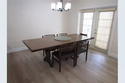 11130 NW 38th St, Coral Springs, FL 33065 - Photo 15