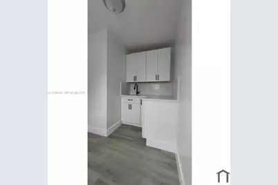 2927 NW 60th St, Miami, FL 33142 - Photo 5