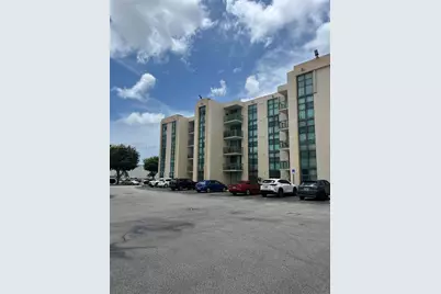 2055 SW 122nd Ave #321, Miami, FL 33175 - Photo 3