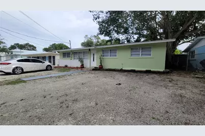 664 Colson Dr, Key Colony, FL 33037 - Photo 7