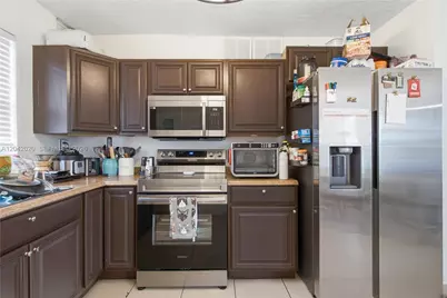 10327 NW 9th St Cir #1-7, Miami, FL 33172 - Photo 11