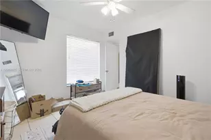 10327 NW 9th St Cir, Miami, FL 33172 - Photo 21