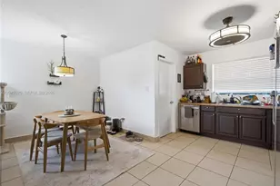 10327 NW 9th St Cir, Miami, FL 33172 - Photo 7