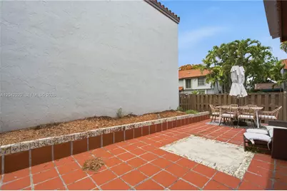 10327 NW 9th St Cir #1-7, Miami, FL 33172 - Photo 27