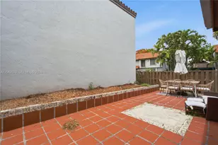 10327 NW 9th St Cir, Miami, FL 33172 - Photo 27