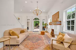 30 NE 44th St, Miami, FL 33137 - Photo 9