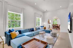 30 NE 44th St, Miami, FL 33137 - Photo 25