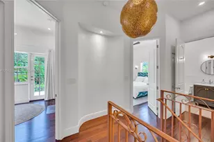30 NE 44th St, Miami, FL 33137 - Photo 49
