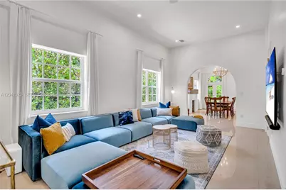 30 NE 44th St, Miami, FL 33137 - Photo 25