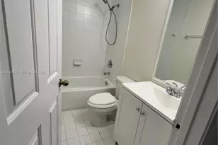 2704 SE 15th Pl, Homestead, FL 33035 - Photo 9