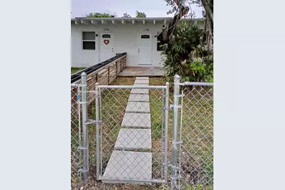 26741 SW 139th Ave #B, Homestead, FL 33032 - Photo 3