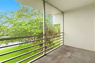 4215 N University Dr, Sunrise, FL 33351 - Photo 25
