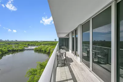 16385 Biscayne Blvd #1020, North Miami Beach, FL 33160 - Photo 17