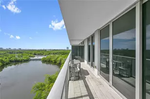 16385 Biscayne Blvd, North Miami Beach, FL 33160 - Photo 17