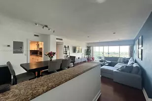 2451 Brickell Ave, Miami, FL 33129 - Photo 23