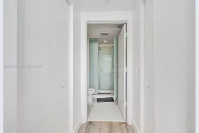 121 NE 34th St #2205, Miami, FL 33137 - Photo 35