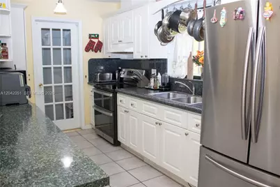 3603 SW 138th Ct, Miami, FL 33175 - Photo 5