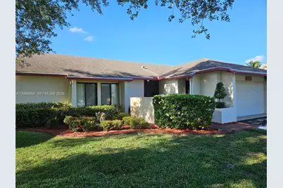 10301 Greenbriar Ct, Boca Raton, FL 33498 - Photo 1