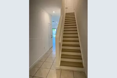 669 SW 11th St, Florida City, FL 33034 - Photo 5