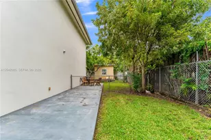 1029 SW 11th Ave, Miami, FL 33130 - Photo 1