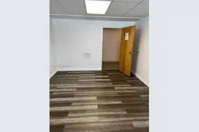 123 N Krome Ave #202, Homestead, FL 33030 - Photo 5