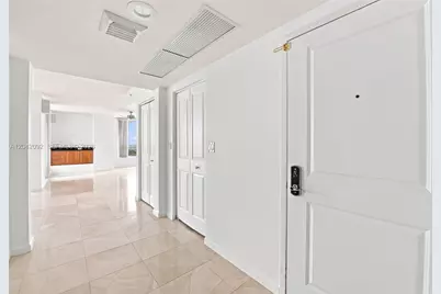 610 W Las Olas Blvd #1912N, Fort Lauderdale, FL 33312 - Photo 9