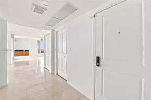 610 W Las Olas Blvd, Fort Lauderdale, FL 33312 - Photo 9