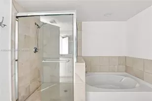 610 W Las Olas Blvd, Fort Lauderdale, FL 33312 - Photo 25