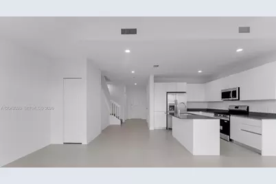 19107 SW 344th Ter, Homestead, FL 33034 - Photo 9