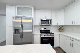 1319 NW 40th St, Miami, FL 33142 - Photo 7