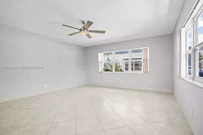 3213 Colony Club Rd #3-E, Pompano Beach, FL 33062 - Photo 11