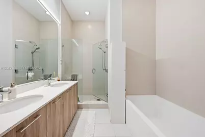 501 NE 31st St #401, Miami, FL 33137 - Photo 15
