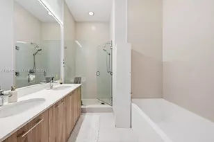 501 NE 31st St, Miami, FL 33137 - Photo 15