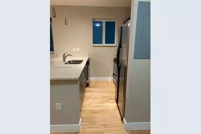 7171 Bay Dr #9, Miami Beach, FL 33141 - Photo 3