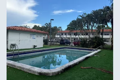 400 NW 65 Avenue #202, Margate, FL 33063 - Photo 5