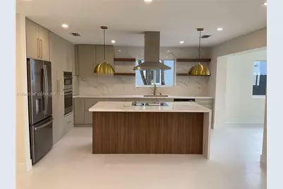 2315 NW 3rd St, Miami, FL 33125 - Photo 5