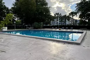 919 Hillcrest Dr, Hollywood, FL 33021 - Photo 65
