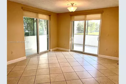 919 Hillcrest Dr #102, Hollywood, FL 33021 - Photo 15