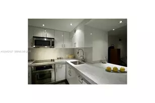 1000 West Ave, Miami Beach, FL 33139 - Photo 11