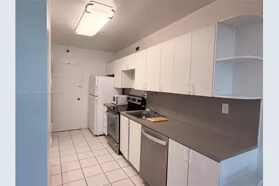 100 Lincoln Rd #1025, Miami Beach, FL 33139 - Photo 9