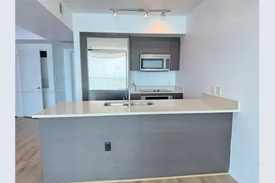 55 SE 6th St #3900, Miami, FL 33131 - Photo 1