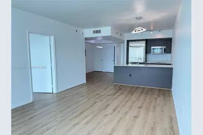 55 SE 6th St #3900, Miami, FL 33131 - Photo 3