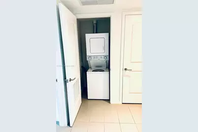 1600 NE 1 #1915, Miami, FL 33132 - Photo 25